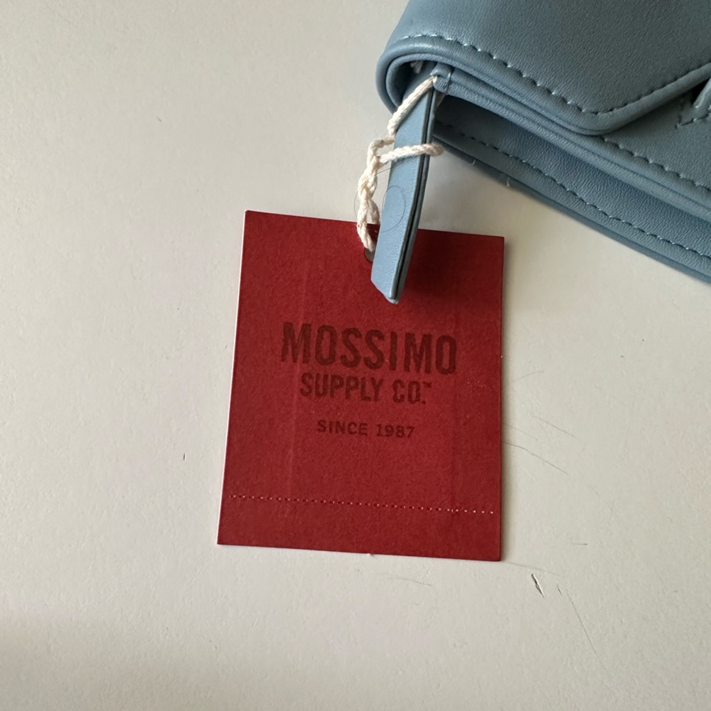 Mossimo Wallet - Picture 5 of 5
